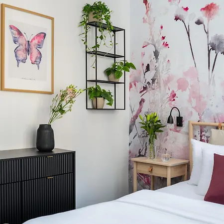 Botanica By Goodnite Cz 3* Brno
