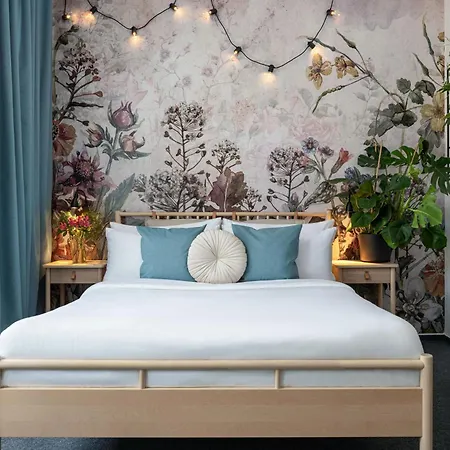 Botanica By Goodnite Cz 3* Μπρνο