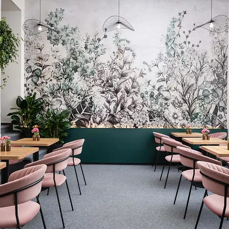 Hotel Botanica By Goodnite Cz