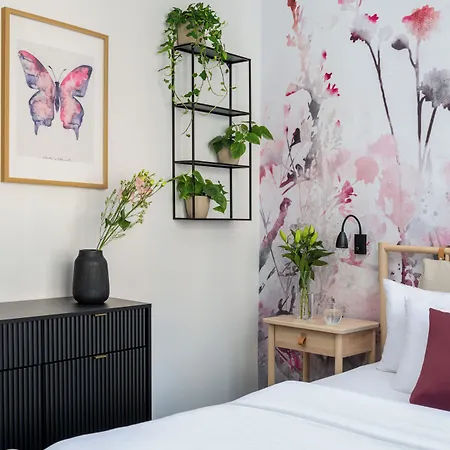Botanica By Goodnite Cz Hotel